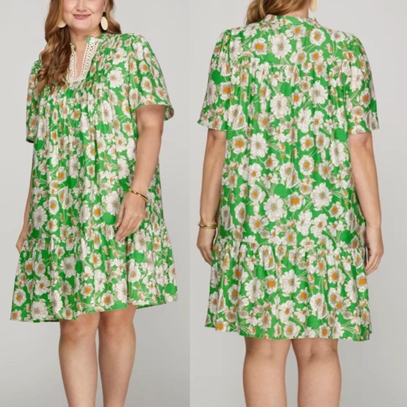 She + Sky Dresses & Skirts - SHE + SKY Green Floral Split Neck Swing Dress 2XL Crochet trim dopamine dressing
